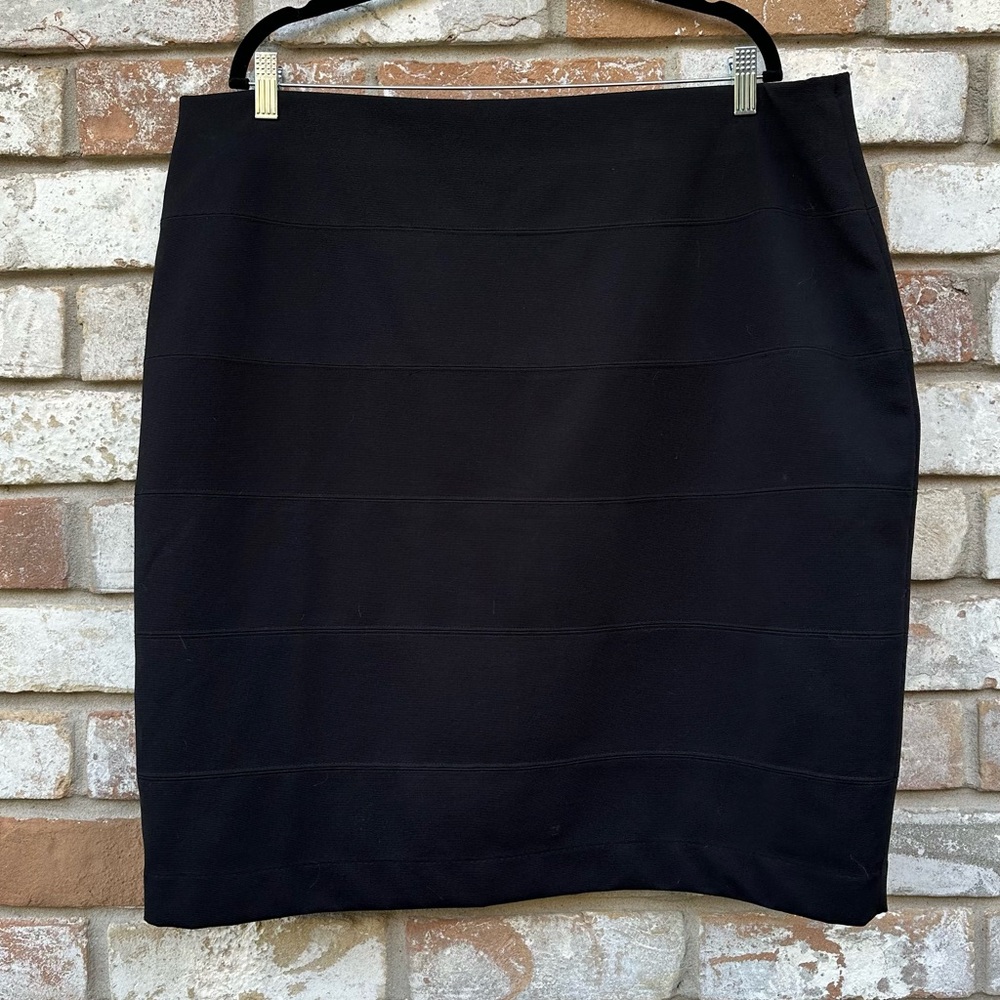 Alfani Woman Stretchy Black Mini-Skirt